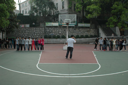 音乐系成功举办第一届学生趣味运动会