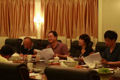 新校区建设工程设计合同谈判及签字仪式在我院举行