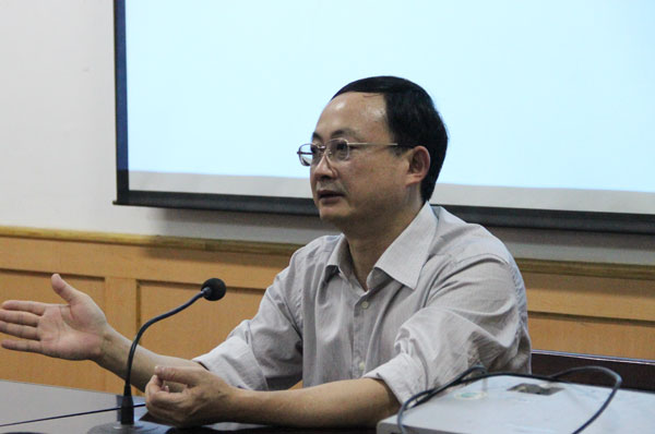 我院影视系召开2014年微电影参赛作品评审研讨会