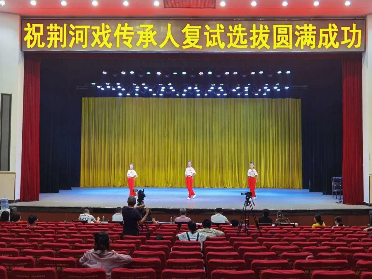 院领导带队赴澧县荆河剧团开展联合培养班复试工作