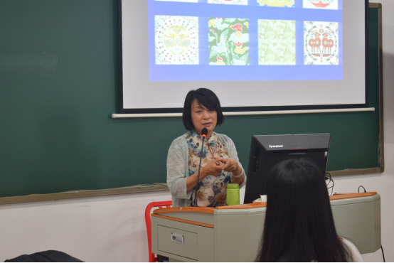 钟秉章馆长来我院作专题讲座