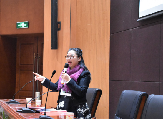 影视系举办古典诗词吟诵讲座