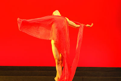 戏剧系青年教师李波参加北京市舞蹈比赛喜获佳绩