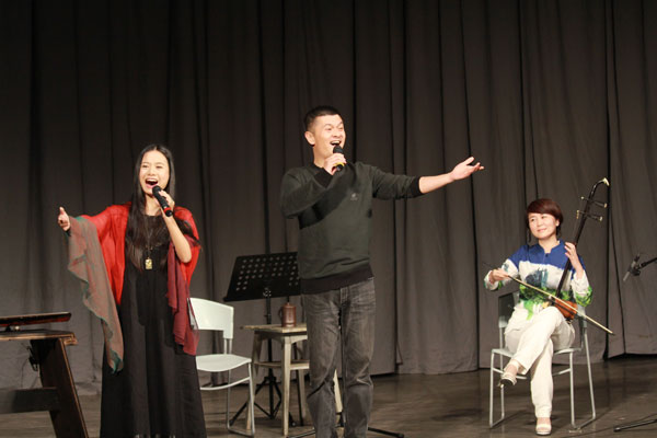 我院优秀校友何怡回母校讲座