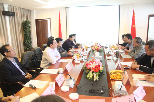 院长鲁雁飞教授考察二十所兄弟院校