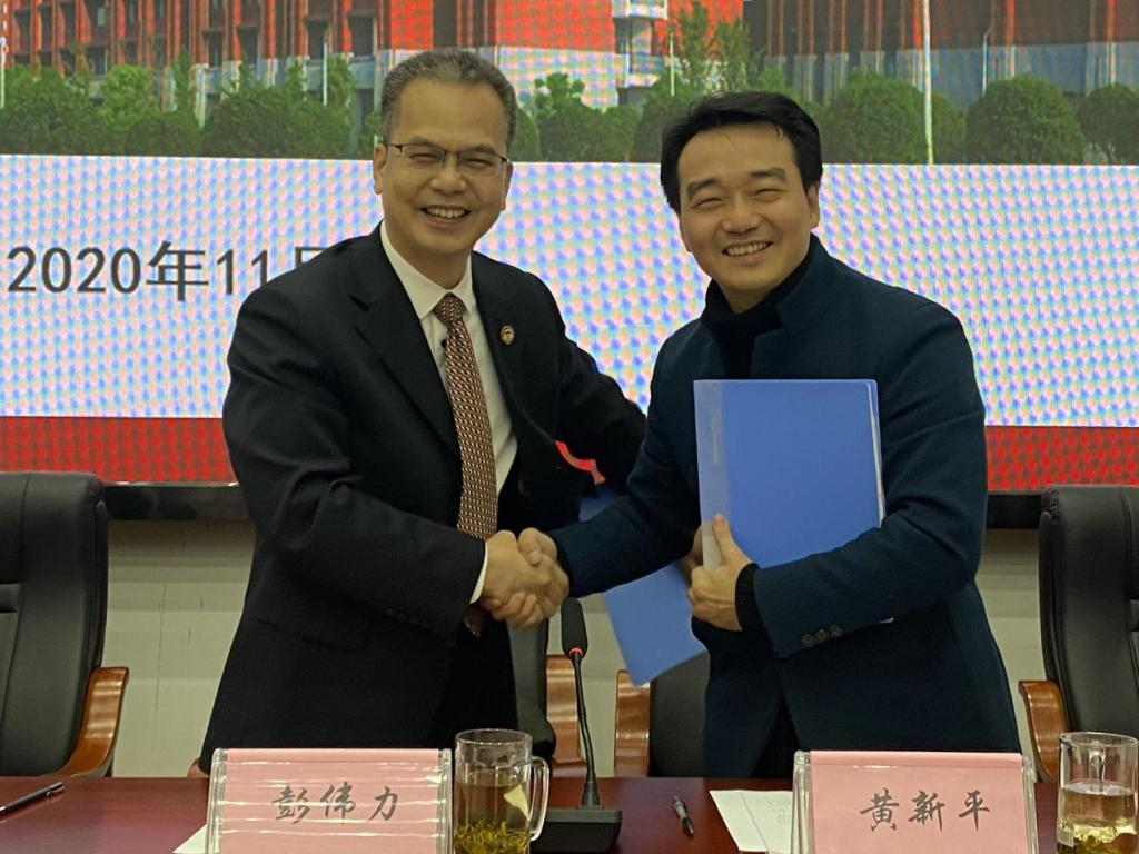 学院举办星海音乐学院生源基地签约授牌仪式