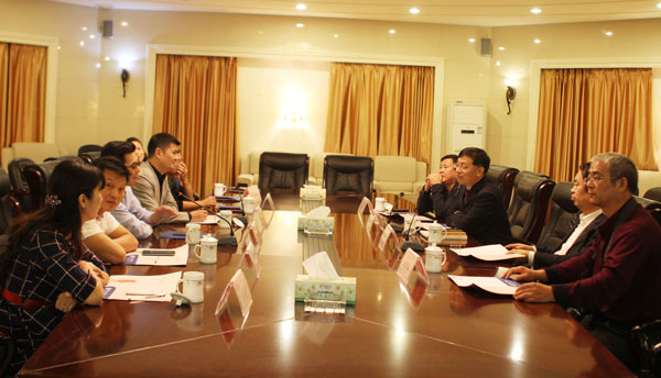 泰山职业技术学院院长毕于民一行来我院考察交流