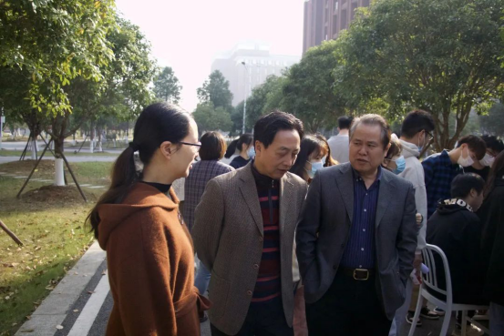 多家企业赴美术系选才