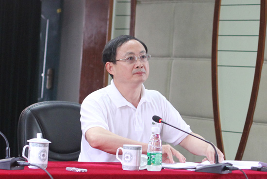 学院召开2014年秋季学期开学中层干部会议