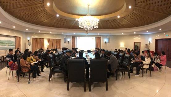 学院召开2017年度财务培训会