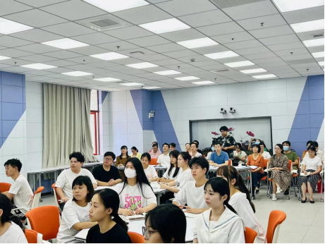 学院开展第十八届教师业务能力考核示范课活动