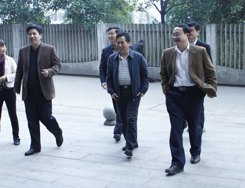 省文化厅副厅长肖凌之来学院视察