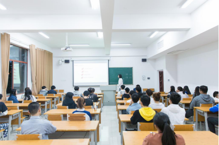 影视系举办新团员培训班